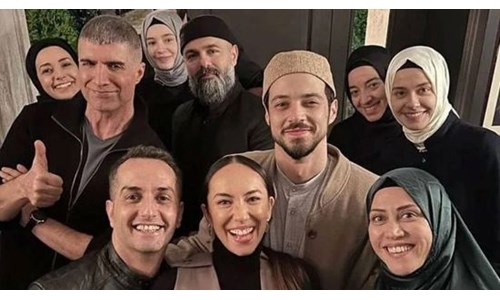 İKİ OYUNCU 'KIZIL GONCALAR'A VEDA EDİYOR